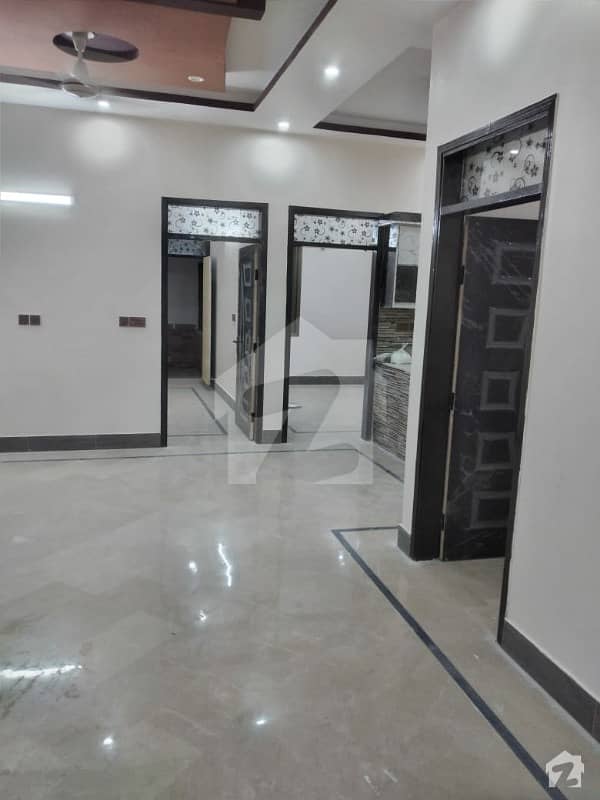 کورنش سوسائٹی سکیم 33 کراچی میں 3 کمروں کا 8 مرلہ بالائی پورشن 45 ہزار میں کرایہ پر دستیاب ہے۔