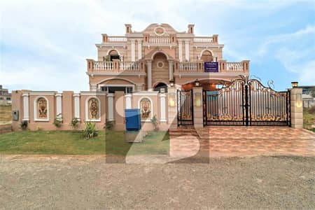 Italian Design One Kanal Luxurious Solid Bungalow Located At Most Prime Location Italian Design One Kanal Luxurious Solid Bungalow Located At Most Prime Location
