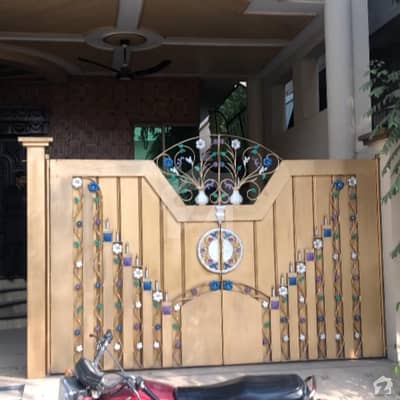 10 Marla Corner House For Rent In Wapda Town 3 Portion With Basement Block C1