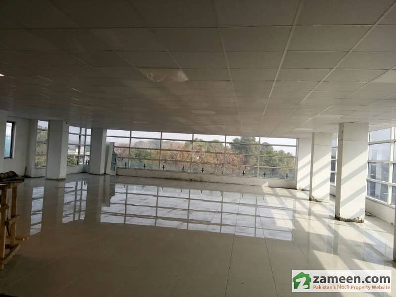 Commercial Floor Is Available For Sale Commercial Floor Is Available For Sale