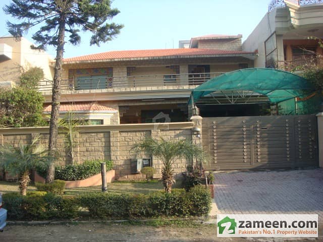 Beautiful House For Sale in F-11/1, Islamabad