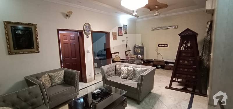 جوہر ٹاؤن فیز 1 - بلاک اے2 جوہر ٹاؤن فیز 1 جوہر ٹاؤن لاہور میں 5 کمروں کا 5 مرلہ مکان 1.4 کروڑ میں برائے فروخت۔