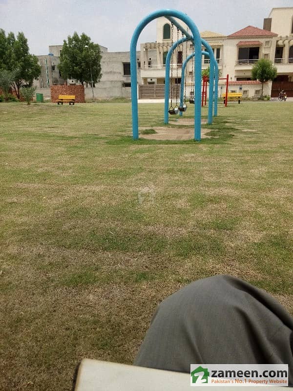 Plot In Bahria Orchard For Sale