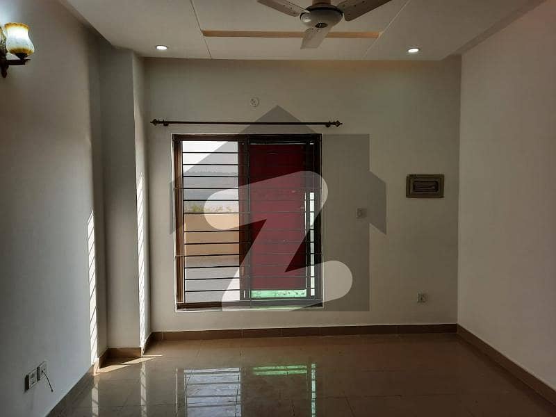 02 Bed Apartment Is Up For Rent