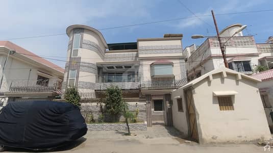 Independent 250 Sq. yard West Open Bungalow Available For Sale In Karachi
