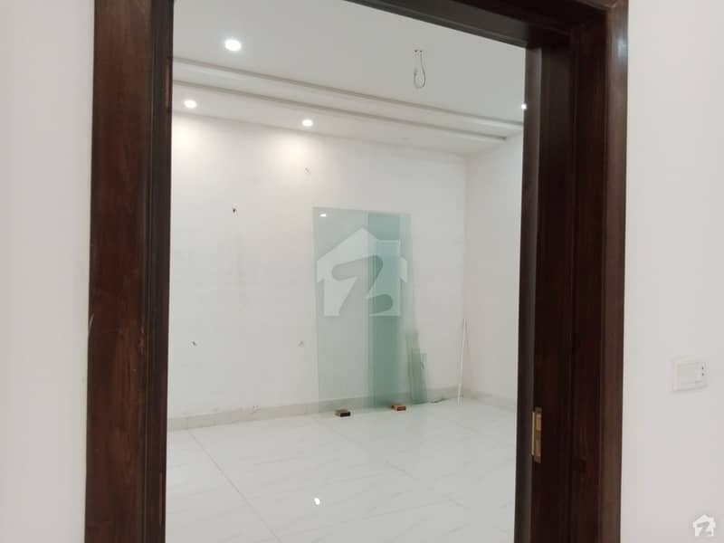 Premium 3.5 Marla House Is Available In Faisalabad