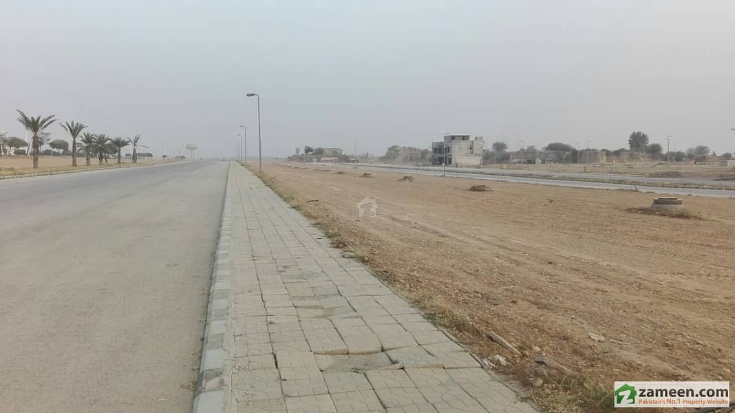 8 Marla Commercial Plot For Sale On Bahria Expressway Rawalpindi