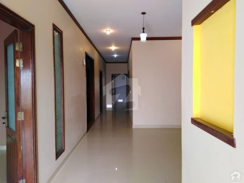 500 Square Yards House Available In Popular Location Of DHA Defence