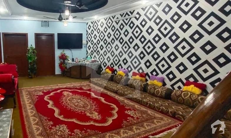 ورسک روڈ پشاور میں 6 کمروں کا 10 مرلہ مکان 3.8 کروڑ میں برائے فروخت۔