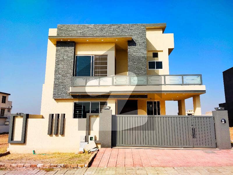 A Brand New 10 Marla Designer House Up For Sale