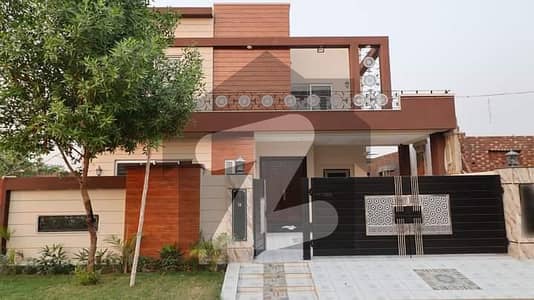 این ایف سی 1 - بلاک سی (این ای) این ایف سی 1 لاہور میں 4 کمروں کا 10 مرلہ مکان 2.3 کروڑ میں برائے فروخت۔