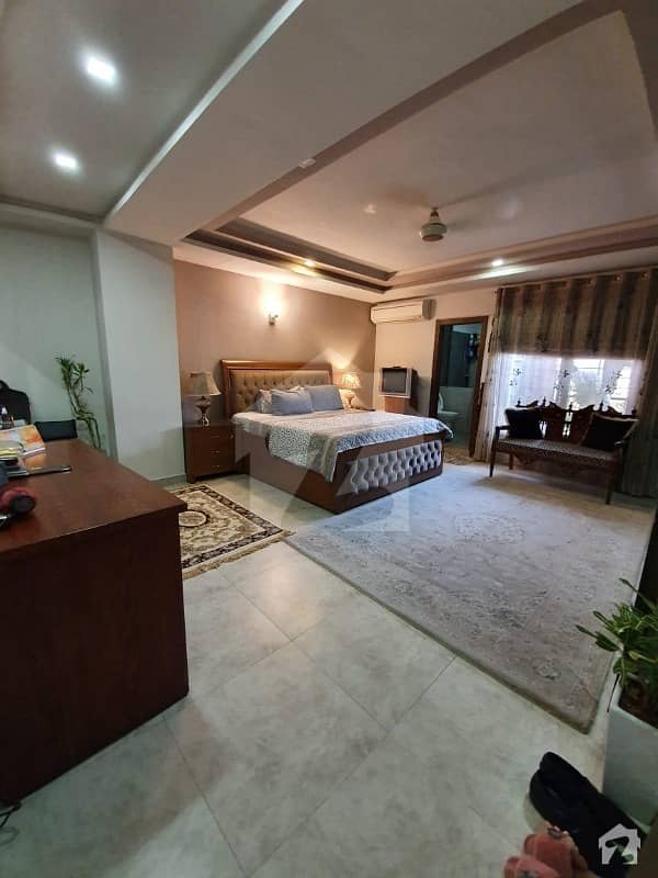 3 Bedrooms Unfurnished Flat Available For Rent In F11 Markaz Islamabad