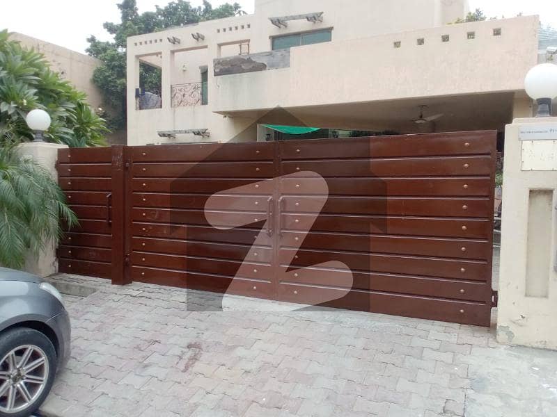 Dha Phase 4 1 Kanal Old House For Sale Double Unit House
