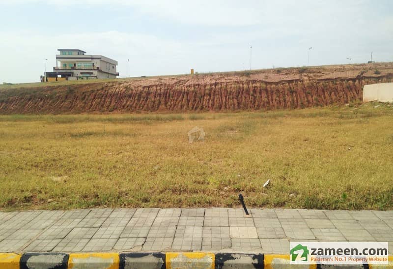 1 Kanal South Face Solid Land Plot For Sale In Sector B