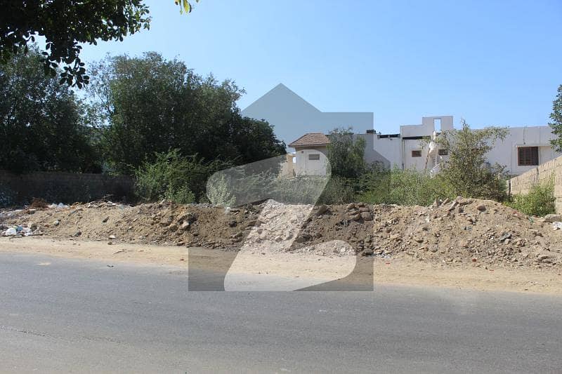 1000 yards residential plot for sale on main khy Shaheen corner