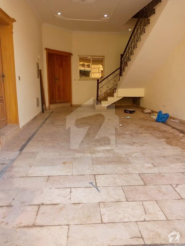 10 Marla Lower Portion For Rent Ideal Location 10 Marla Lower Portion For Rent Ideal Location