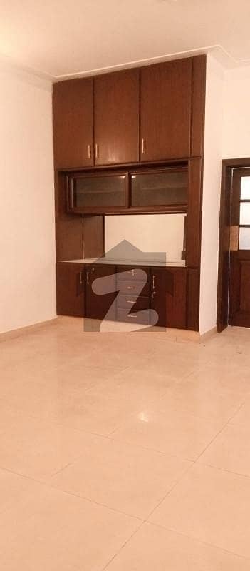 2 Kanal Independent Lower Portion Available For Rent