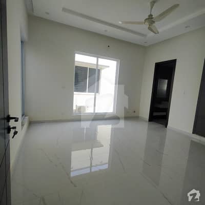 ڈی ایچ اے ڈیفینس فیز 2 ڈی ایچ اے ڈیفینس اسلام آباد میں 6 کمروں کا 1 کنال مکان 1.75 لاکھ میں کرایہ پر دستیاب ہے۔ ڈی ایچ اے ڈیفینس فیز 2 ڈی ایچ اے ڈیفینس اسلام آباد میں 6 کمروں کا 1 کنال مکان 1.75 لاکھ میں کرایہ پر دستیاب ہے۔