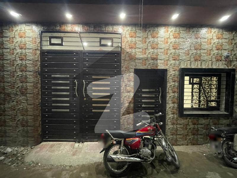گُل بہار پشاور میں 5 کمروں کا 2 مرلہ مکان 1.1 کروڑ میں برائے فروخت۔