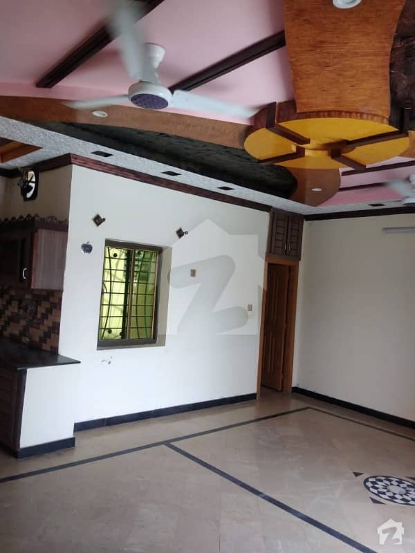 3 flore House for rent in shalley valley near range road rwp