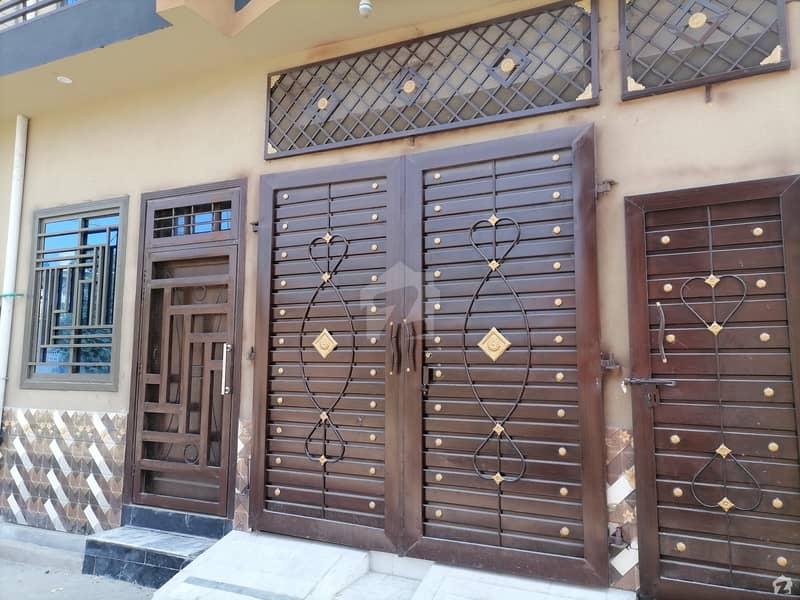 پاجیگی روڈ پشاور میں 5 کمروں کا 4 مرلہ مکان 85 لاکھ میں برائے فروخت۔