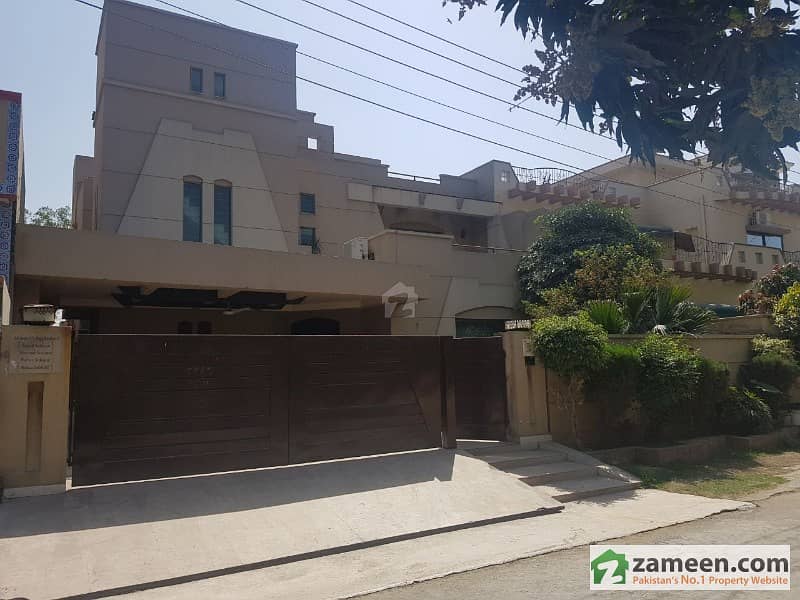 1 Kanal Double Storey House For Sale Vip Condition