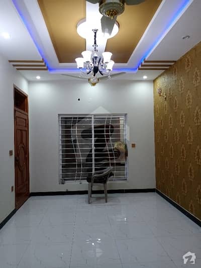 ملٹری اکاؤنٹس ہاؤسنگ سوسائٹی لاہور میں 5 کمروں کا 8 مرلہ مکان 1.75 کروڑ میں برائے فروخت۔