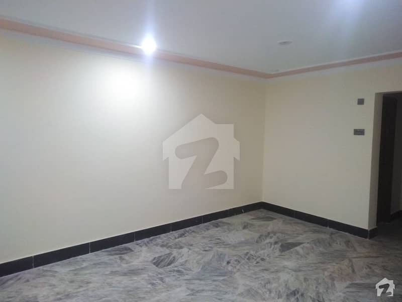 House Of 10 Marla In Hayatabad For Rent