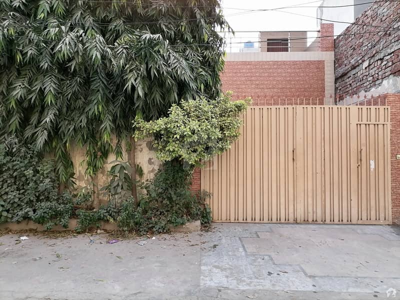 Amazingly-priced House For Rent Available In Allama Iqbal Town - Gulshan Block
