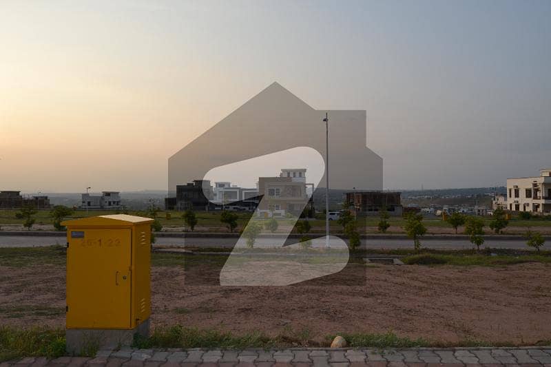 5 Marla Plot For Sale In Bahria Block M Phase 8, Rawalpindi With 2marla Extra Land