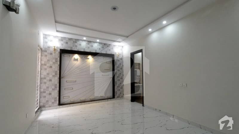 Centrally Located Upper Portion For Rent In Aabpara Coop Housing Society Available