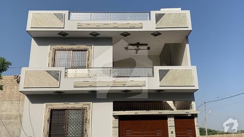 پی ٹی وی سوسائٹی کراچی میں 6 کمروں کا 6 مرلہ مکان 2.2 کروڑ میں برائے فروخت۔