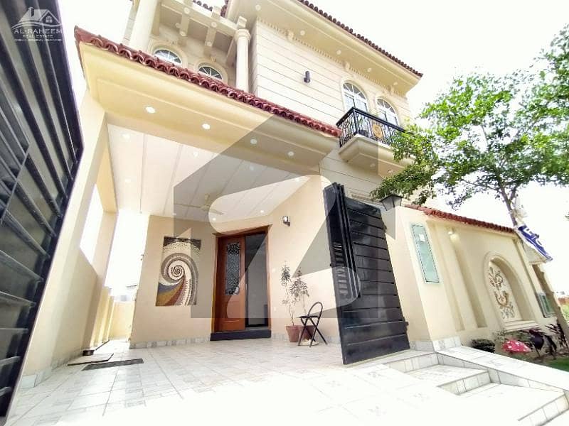 5 MARLA BRAND NEW SPANISH BUNGALOW FOR SALE