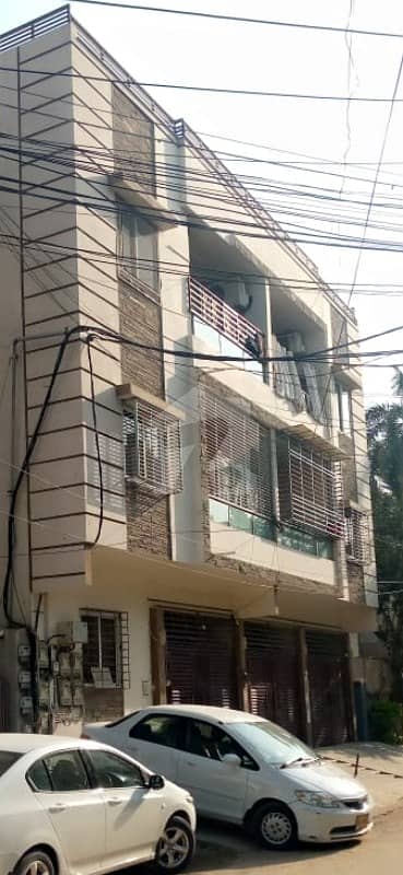 پی ای سی ایچ ایس بلاک 2 پی ای سی ایچ ایس جمشید ٹاؤن کراچی میں 3 کمروں کا 7 مرلہ بالائی پورشن 2.65 کروڑ میں برائے فروخت۔
