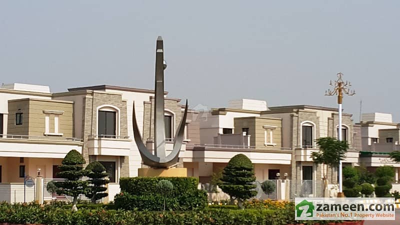 10 Marla Luxury House Is Available In Dream Gardens Lahore