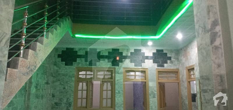 ڈلا زیک روڈ پشاور میں 7 کمروں کا 5 مرلہ مکان 35 ہزار میں کرایہ پر دستیاب ہے۔