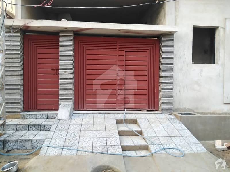 House Of 150 Square Yards In Qasimabad Is Available