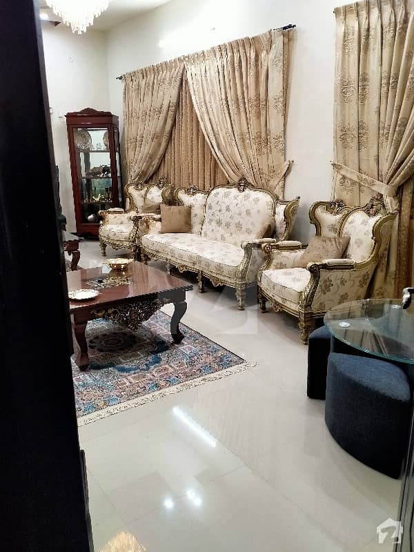گلشنِ معمار گداپ ٹاؤن کراچی میں 5 کمروں کا 16 مرلہ مکان 3.85 کروڑ میں برائے فروخت۔