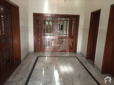 40 Marla Upper Portion Available For Rent In Model Town