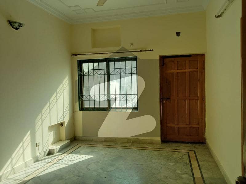 10 Marla Upper Portion For Rent In F11