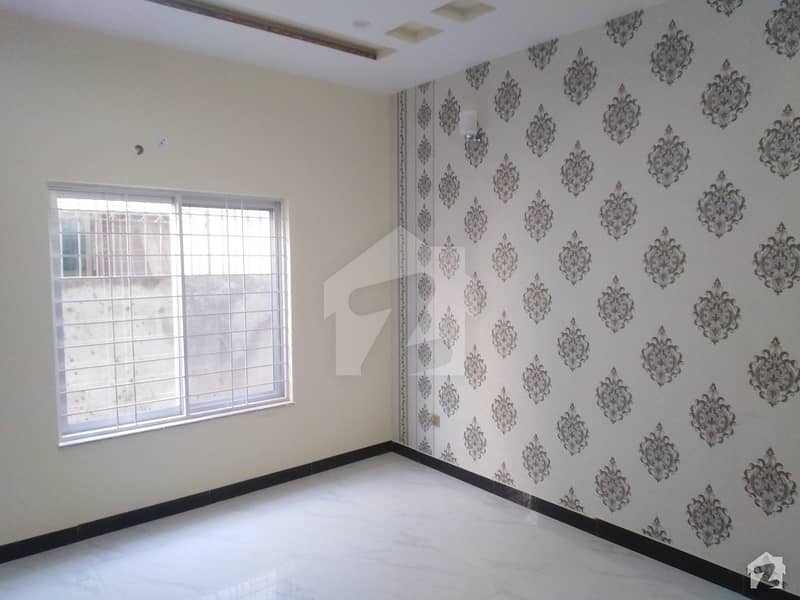Aesthetic Upper Portion Of 10 Marla For Rent Is Available