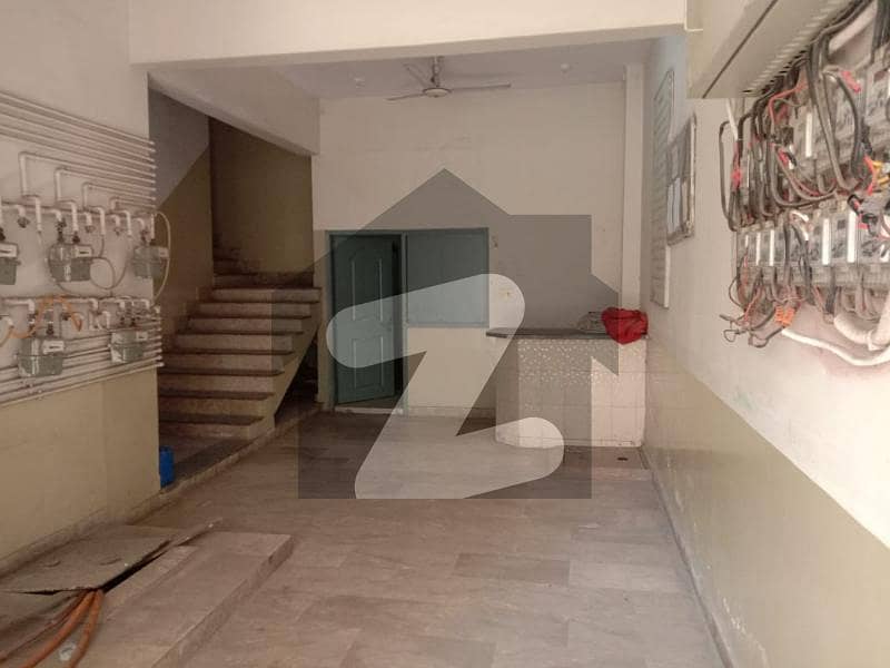 دہلی کالونی کراچی میں 2 کمروں کا 3 مرلہ فلیٹ 50 لاکھ میں برائے فروخت۔