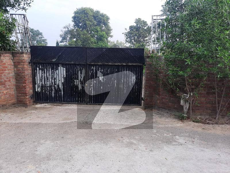 Ideally Located 4 Kanal Farm House Land For Sale Bedian Road