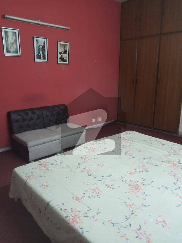 Furnished Room In Sharing For Males
