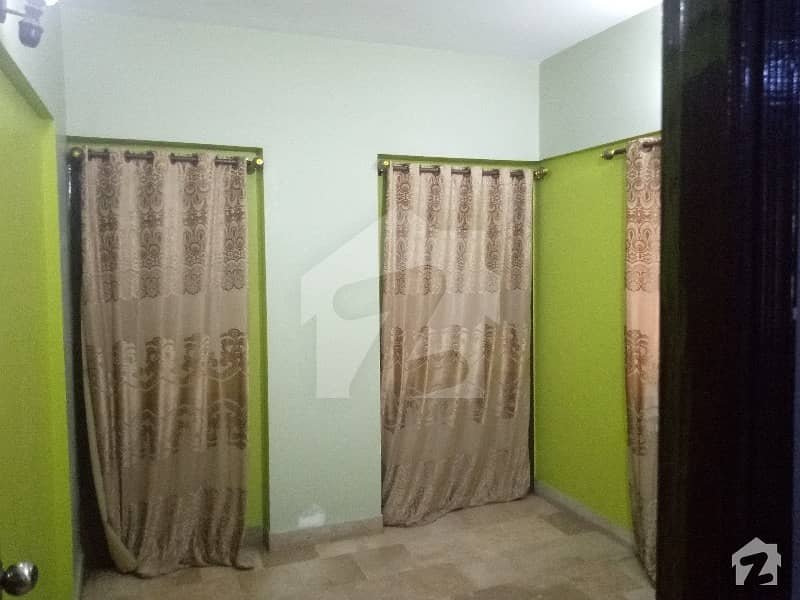 2 Room Flat For Sale At Lyari Town