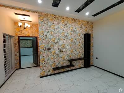 رزاق ولاز ہاؤسنگ سکیم ساہیوال میں 4 کمروں کا 7 مرلہ مکان 1.42 کروڑ میں برائے فروخت۔