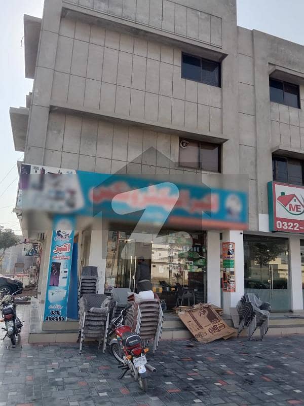 کینال گارڈن ۔ بلاک بی کینال گارڈن لاہور میں 4 مرلہ دکان 90 ہزار میں کرایہ پر دستیاب ہے۔