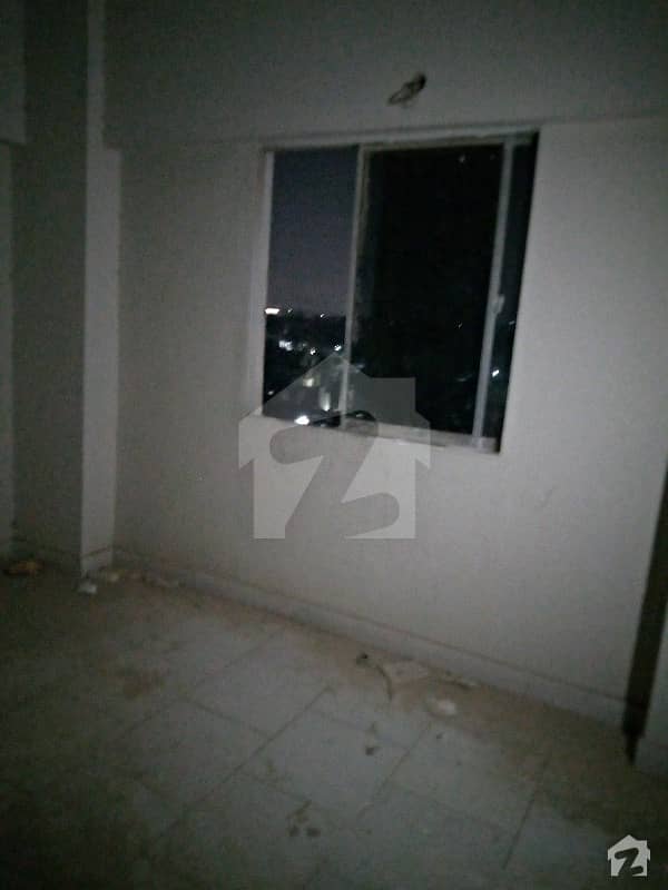 سُرجانی ٹاؤن گداپ ٹاؤن کراچی میں 2 کمروں کا 2 مرلہ فلیٹ 24 لاکھ میں برائے فروخت۔