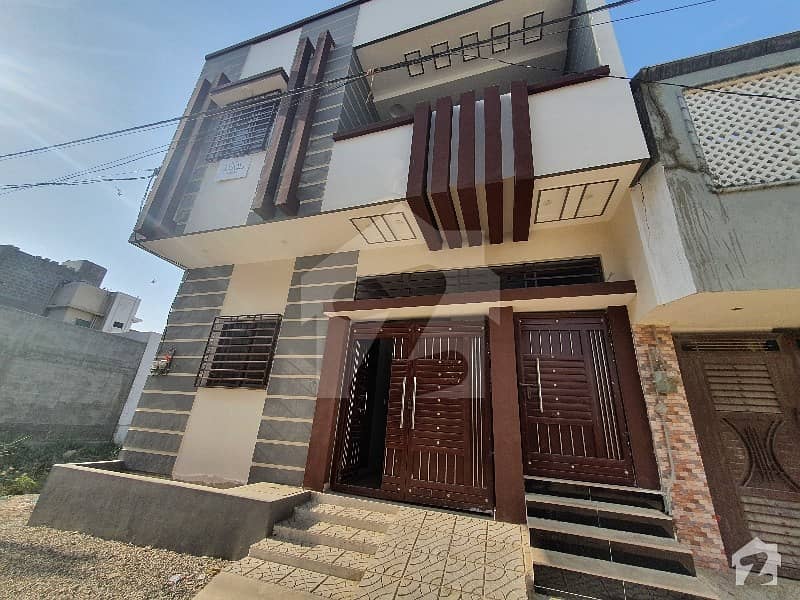 گلشنِ معمار گداپ ٹاؤن کراچی میں 6 کمروں کا 3 مرلہ مکان 1.2 کروڑ میں برائے فروخت۔
