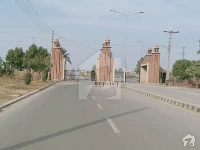 کے ای ایم سی ہاؤسنگ سوسائٹی ۔ بلاک ڈی کے ای ایم سی ہاؤسنگ سوسائٹی لاہور میں 1 کنال رہائشی پلاٹ 2.3 کروڑ میں برائے فروخت۔